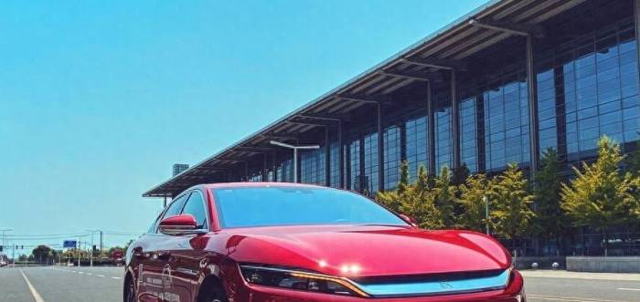 US Tariffs, China's New Energy Leap, Audi Prices Drop